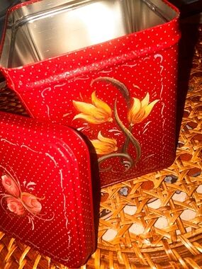 Vintage 1980s floral red metal tin canister 5” tall